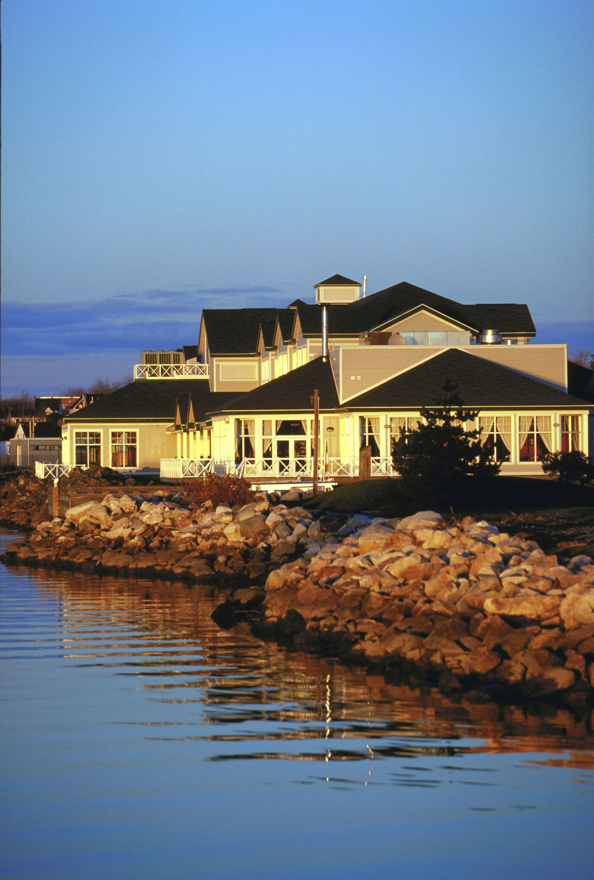 Rodd Miramichi Hotel Exterior foto